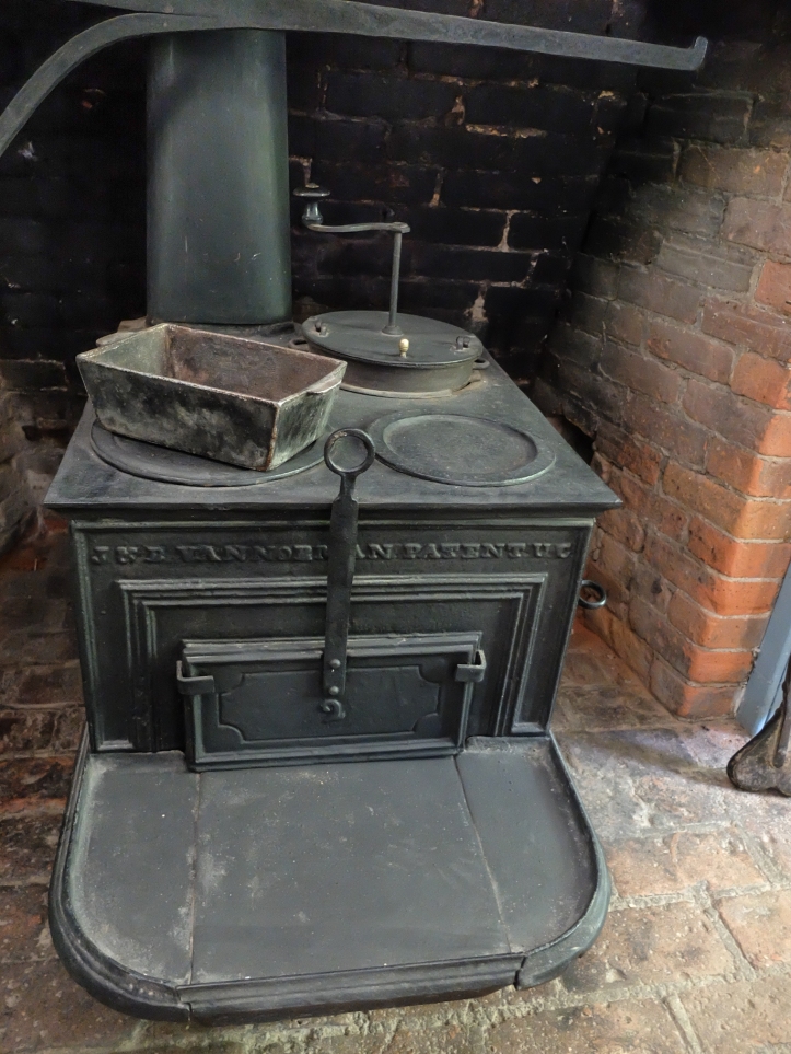 cast iron stoves